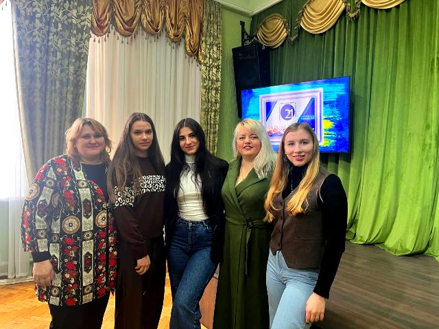 Викладачі та студенти факультету філології і журналістики ТНПУ стали учасниками конференції